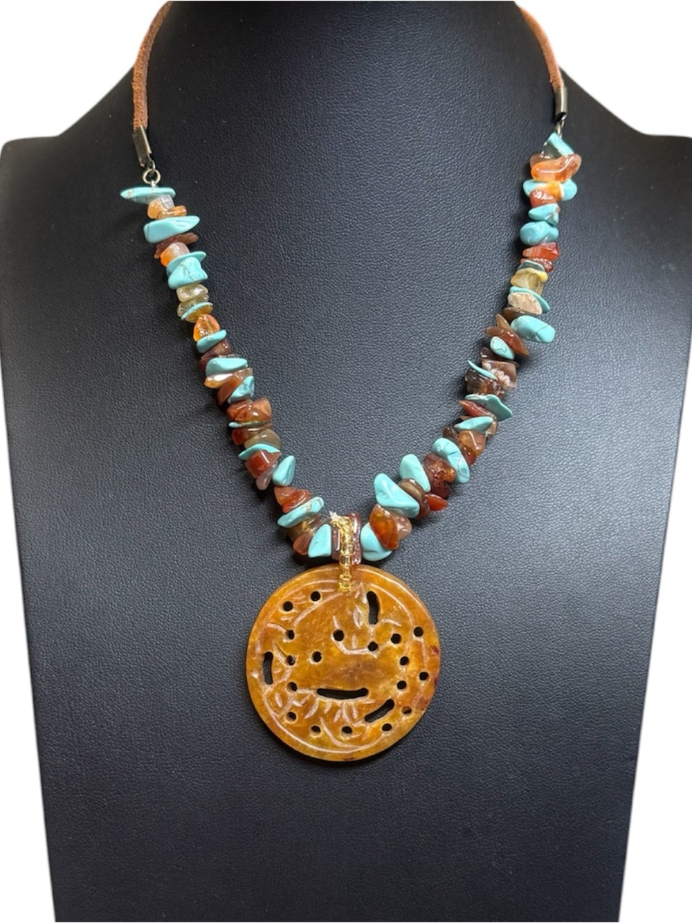 Vintage Carved Honey Nephrite Jade Pendant Gemstone Chip Boho Statement Necklace